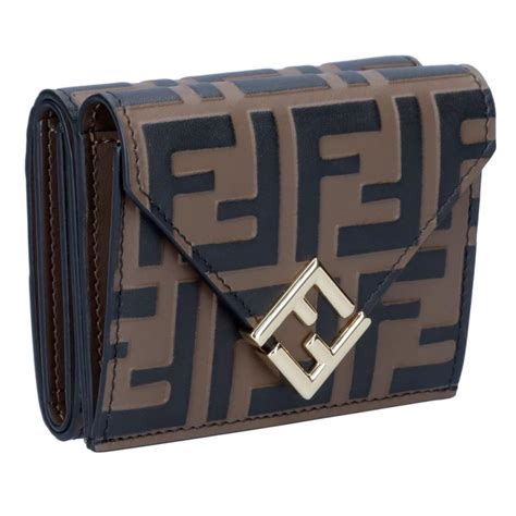 fendi 財布 三 つ折